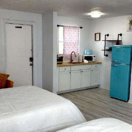 Pineapple Shores Inn Unit 1 Daytona Beach Exterior foto